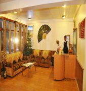 Hotel Natraj Manali Dharamshala Exteriör bild