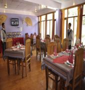 Hotel Natraj Manali Dharamshala Exteriör bild